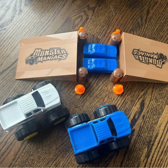 Monster Trucks - Picture 2 of 2